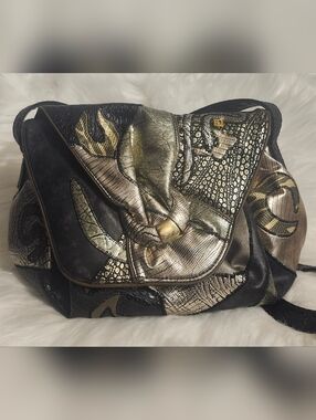 Metallic Patchwork Leather Shoulder Bag - Gold & Black
